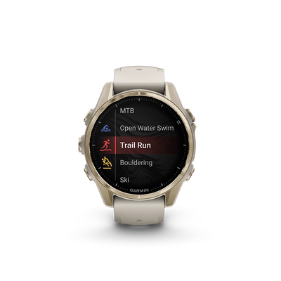 Garmin Fenix 8 AMOLED Sapphire 43mm; kolor Soft Gold z paskiem Fog Grey